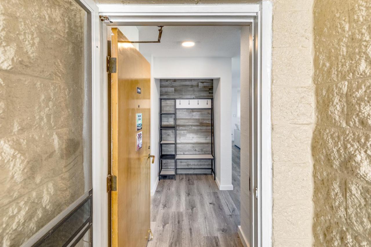 Newly Renovated Condo With Sup Paddle Boards And Golf Clubs Included Kailua-Kona Dış mekan fotoğraf